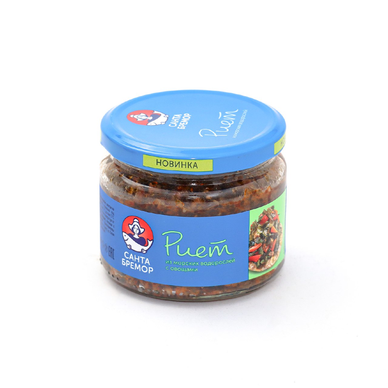 Marinated sea cabbage salad Riet with vegetables